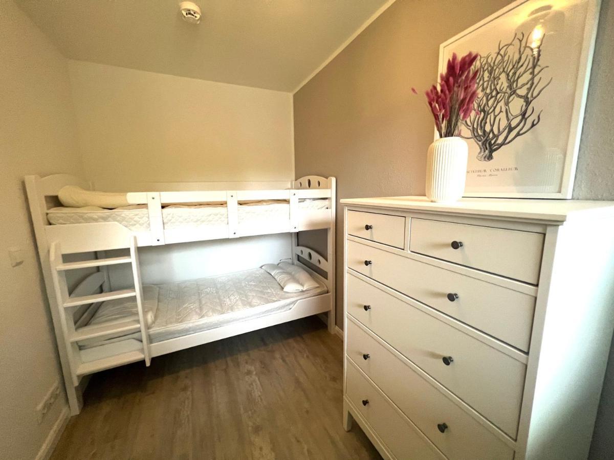 Moderne 3-Zi-Wohnung Mit Meerblick Direkt Am Strand Scharbeutz Esterno foto