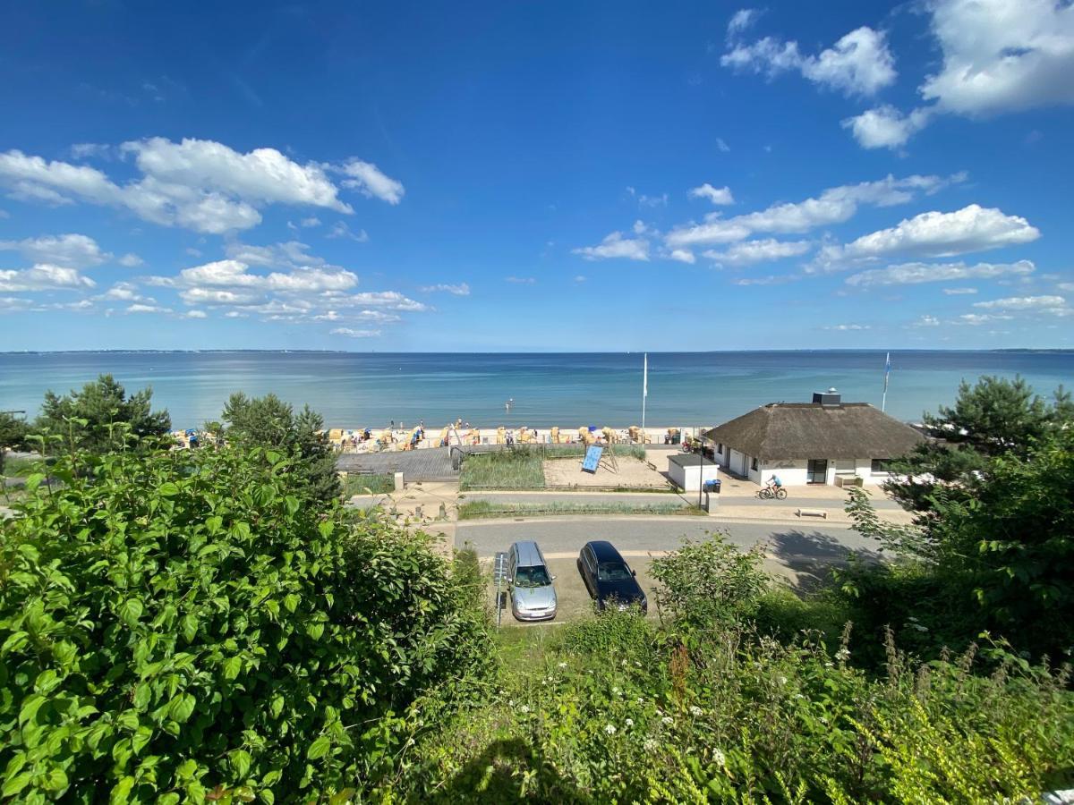 Moderne 3-Zi-Wohnung Mit Meerblick Direkt Am Strand Scharbeutz Esterno foto